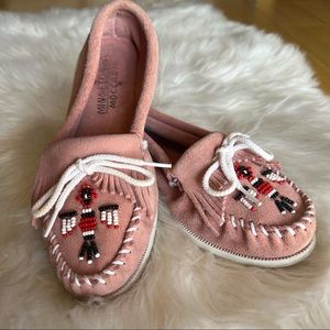 Minnetonka Pink Thunderbird Moccasins